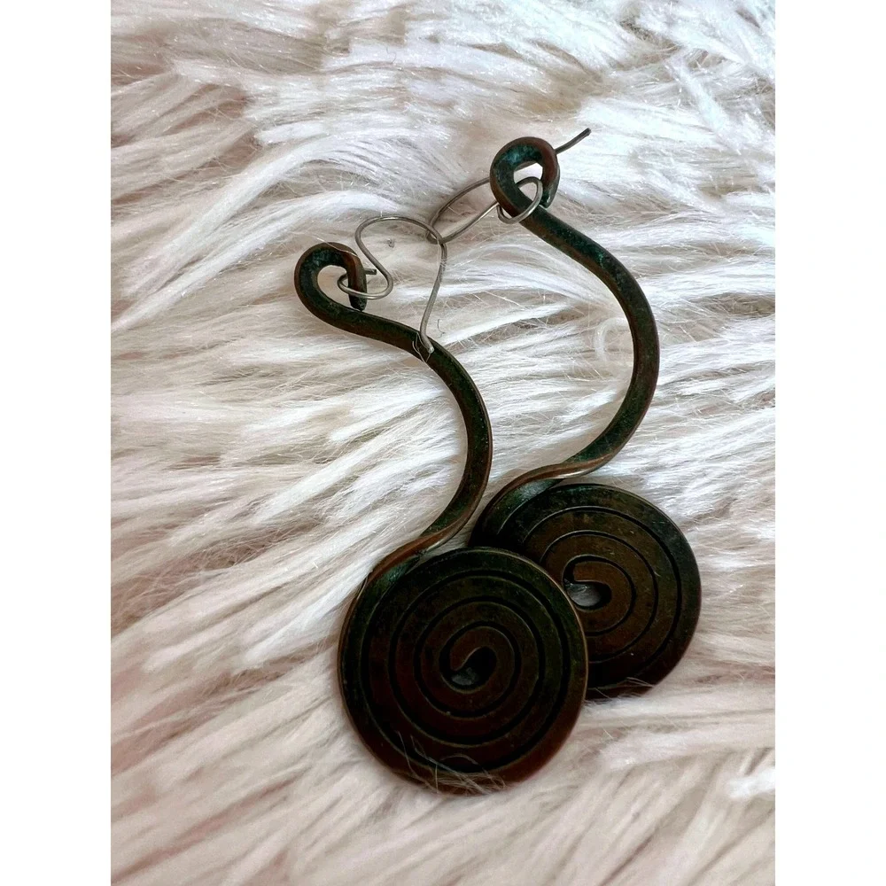 Vintage Copper Spiral Dangle Earrings Artisan Boho Modernist Abstract‎ Pierced